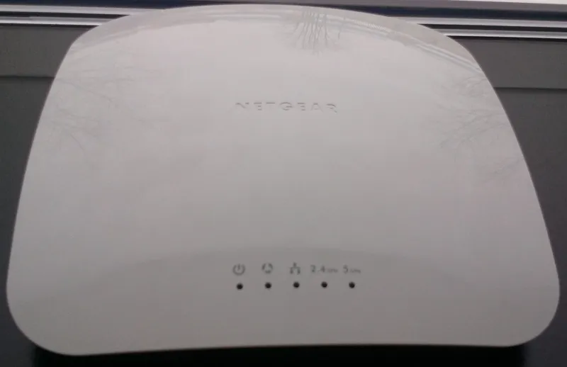 NETGEAR WNDAP360 router