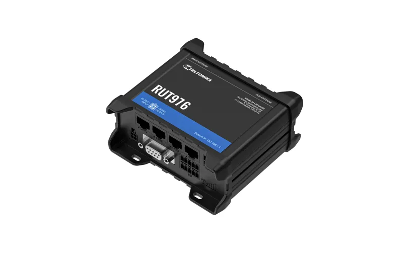Teltonika RUT976 router
