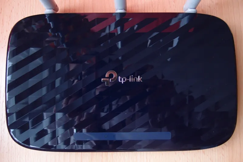 TP-Link Archer C20 AC750 router