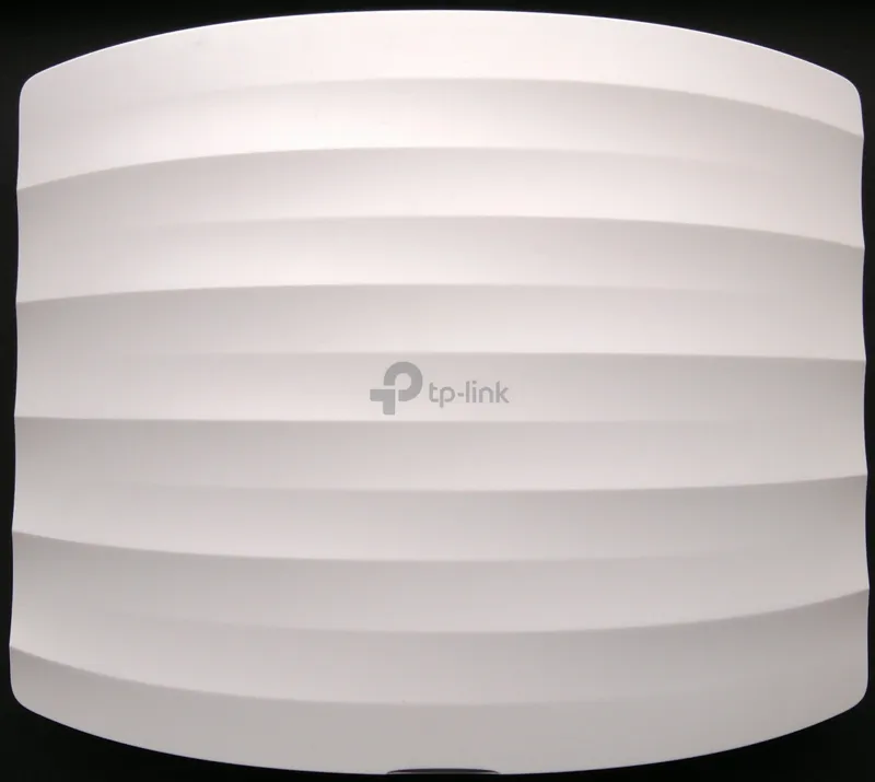 TP-Link EAP245 router